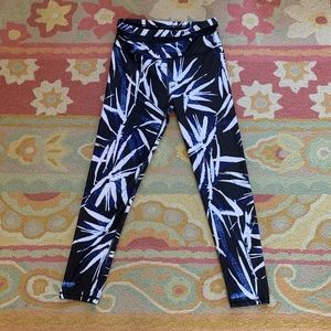 High waisted Fabletics leggings!